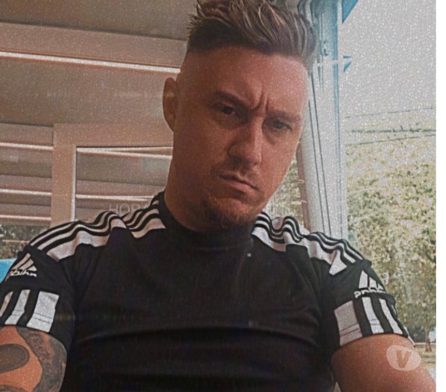 Gay Charleroi Charleroi-Centrum - Photos Vivastreet Passif masculin pour actif masculin