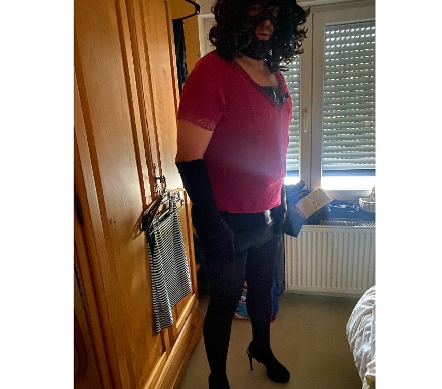 Gay Liège Liège-Centrum - Photos Vivastreet Qui reçoit mec en lingerie ?