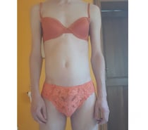 jh en sous-vetements feminins