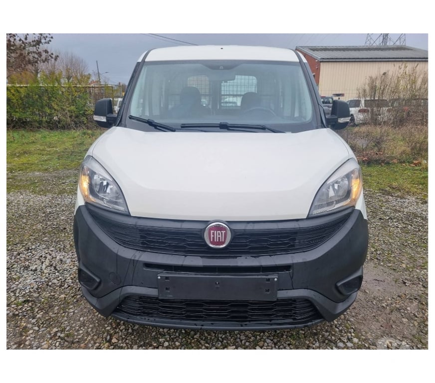Véhicules commerciaux & utilitaires d'occasion Pont-de-Loup - Photos Vivastreet Fiat Doblo 2016 86193km 1.3jtd 90cv 66kw Pack électrique..
