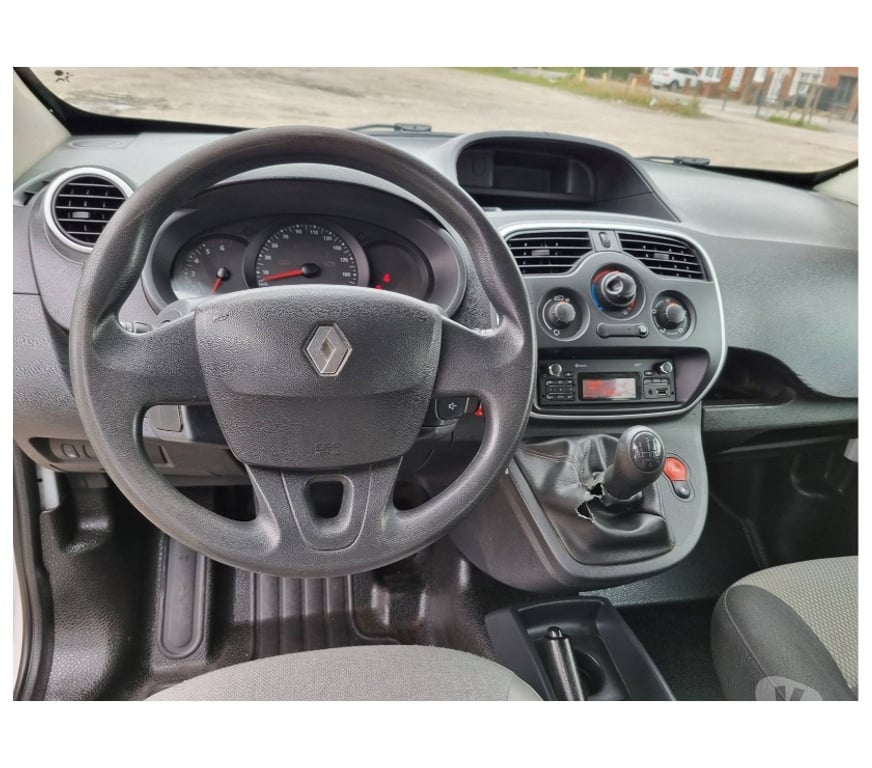 Véhicules commerciaux & utilitaires d'occasion Pont-de-Loup - Photos Vivastreet Renault Kangoo 6 2019 Double Cabine 108127KM 1.5dci 90cv
