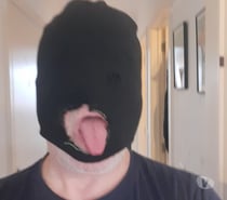 Moi cagoule vous recois