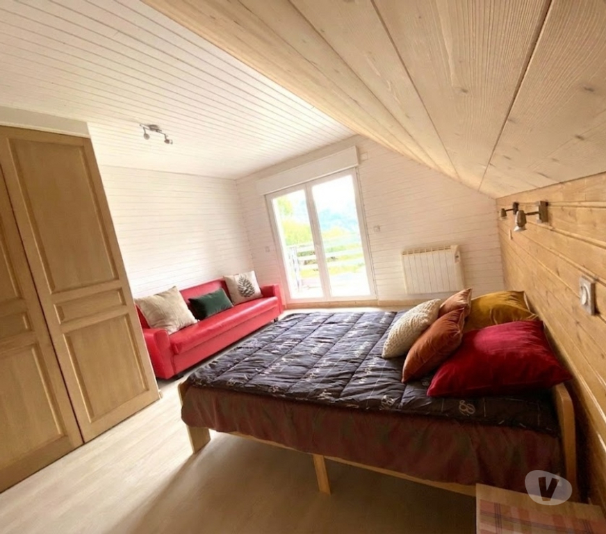 Annonce maison France - Photos Vivastreet MAGNIFIQUE GRAND CHALET CONTEMPORAIN AU CALME - BELLE VUE