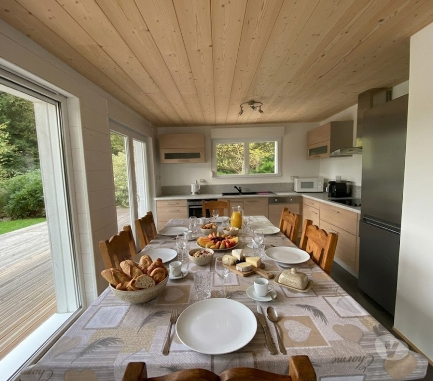 Annonce maison France - Photos Vivastreet MAGNIFIQUE GRAND CHALET CONTEMPORAIN AU CALME - BELLE VUE