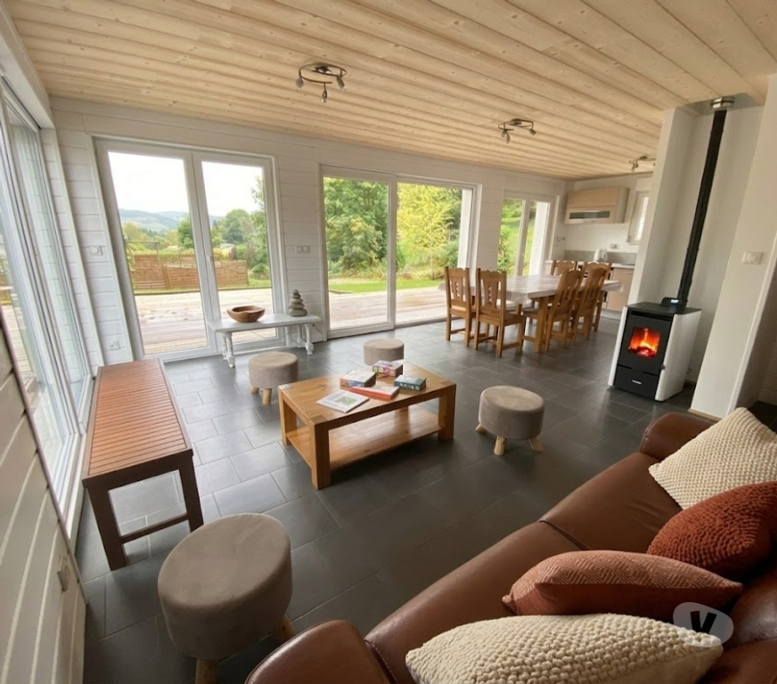 Annonce maison France - Photos Vivastreet MAGNIFIQUE GRAND CHALET CONTEMPORAIN AU CALME - BELLE VUE