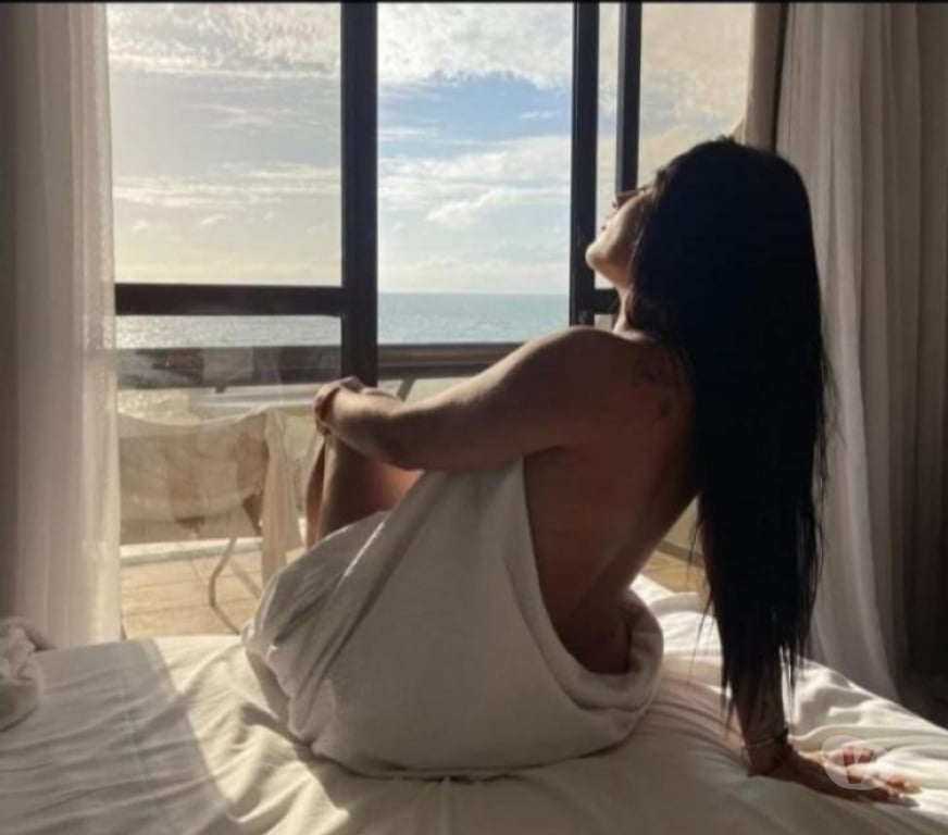 Escort Aubange Athus - Photos Vivastreet Isabella, belle brune chaude et sensuelle