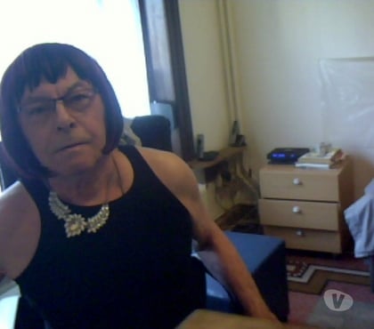 Partenaire activité Charleroi-Centrum Charleroi - Photos Vivastreet je recherche une personne pour amitié