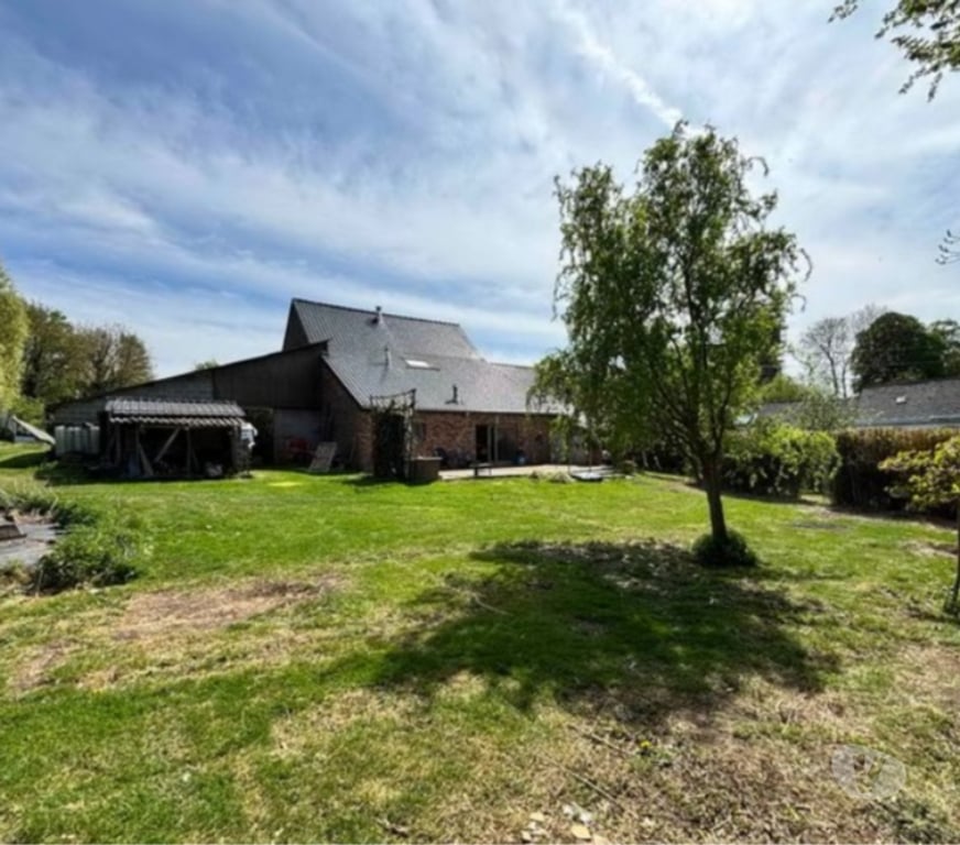 Annonce maison Chièvres Chièvres-Centrum - Photos Vivastreet 🏡 PROJET COUP DE CŒUR : étable partiellement rénovée