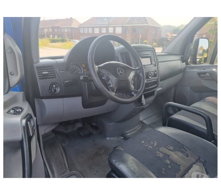 Véhicules commerciaux & utilitaires d'occasion Pont-de-Loup - Photos Vivastreet Mercedes Sprinter 2013 Plateau 4m30 316cdi 163cv boite auto