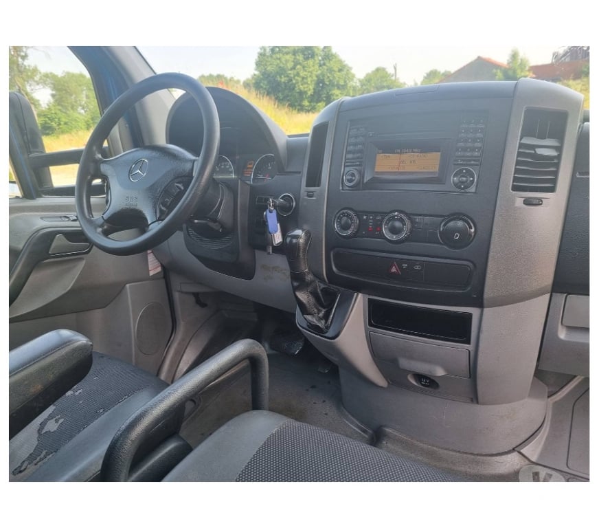 Véhicules commerciaux & utilitaires d'occasion Pont-de-Loup - Photos Vivastreet Mercedes Sprinter 2013 Plateau 4m30 316cdi 163cv boite auto