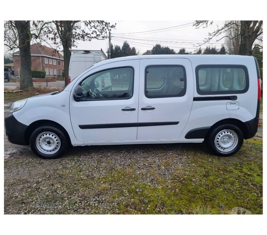 Véhicules commerciaux & utilitaires d'occasion Pont-de-Loup - Photos Vivastreet Renault Kangoo 2018 double cabine 136629km 1.5dci 90cv EU6