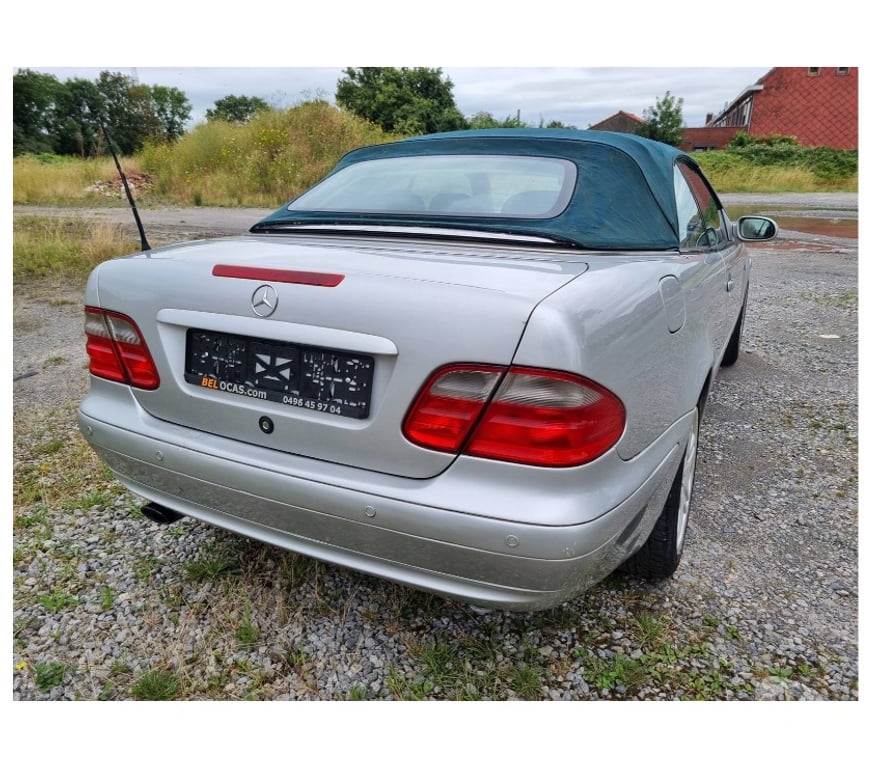 Voiture à vendre Pont-de-Loup - Photos Vivastreet Mercedes CLK230 Compressor Cabriolet 2.3i 193cv 172000km