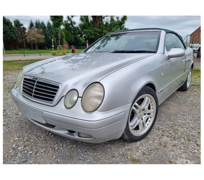 Achat voiture - Photos Vivastreet Mercedes CLK230 Compressor Cabriolet 2.3i 193cv 172000km