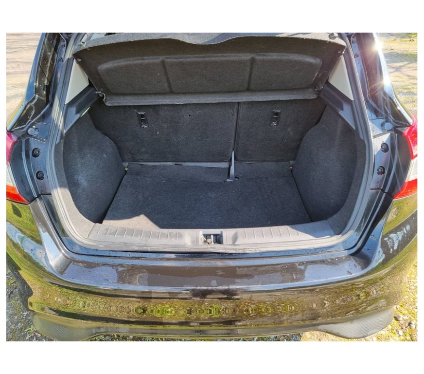 Voiture à vendre Pont-de-Loup - Photos Vivastreet Nissan Pulsar 2018 1.5dci 110cv Eu6 Cuir Gps Cruise jantes