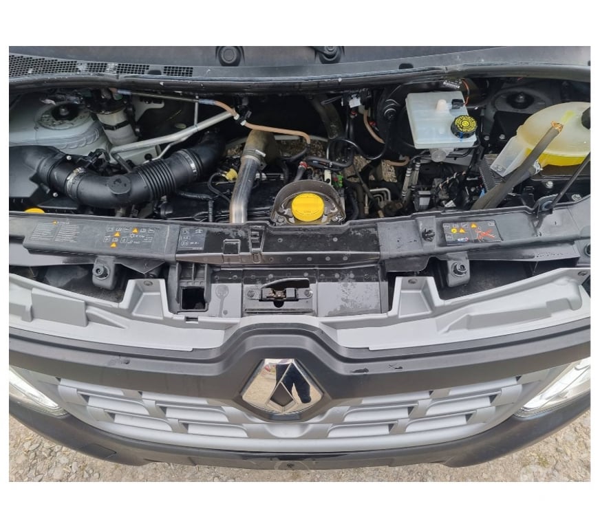 Véhicules commerciaux & utilitaires d'occasion Pont-de-Loup - Photos Vivastreet Renault Master benne pick up double cabine 7places 2017 2.3d