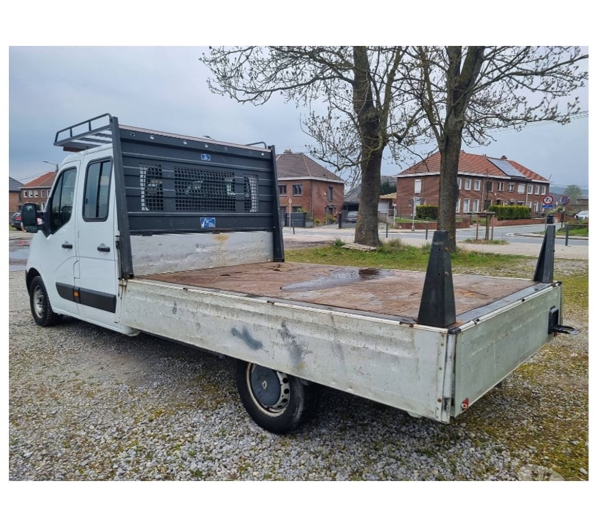 Véhicules commerciaux & utilitaires d'occasion Pont-de-Loup - Photos Vivastreet Renault Master benne pick up double cabine 7places 2017 2.3d