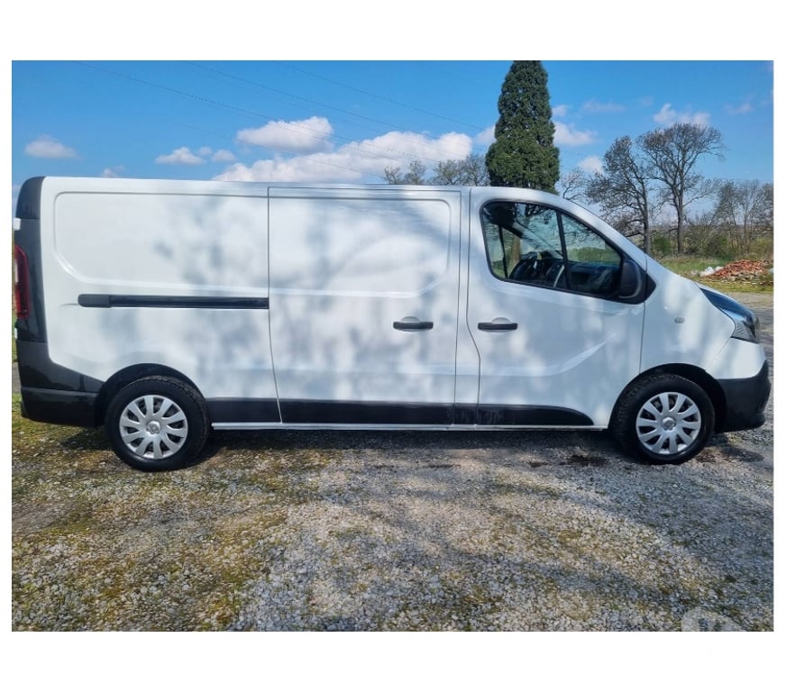 Véhicules commerciaux & utilitaires d'occasion Pont-de-Loup - Photos Vivastreet Renault Trafic Long châssis 1.6dci 125cv 2016 euro5 Airco.