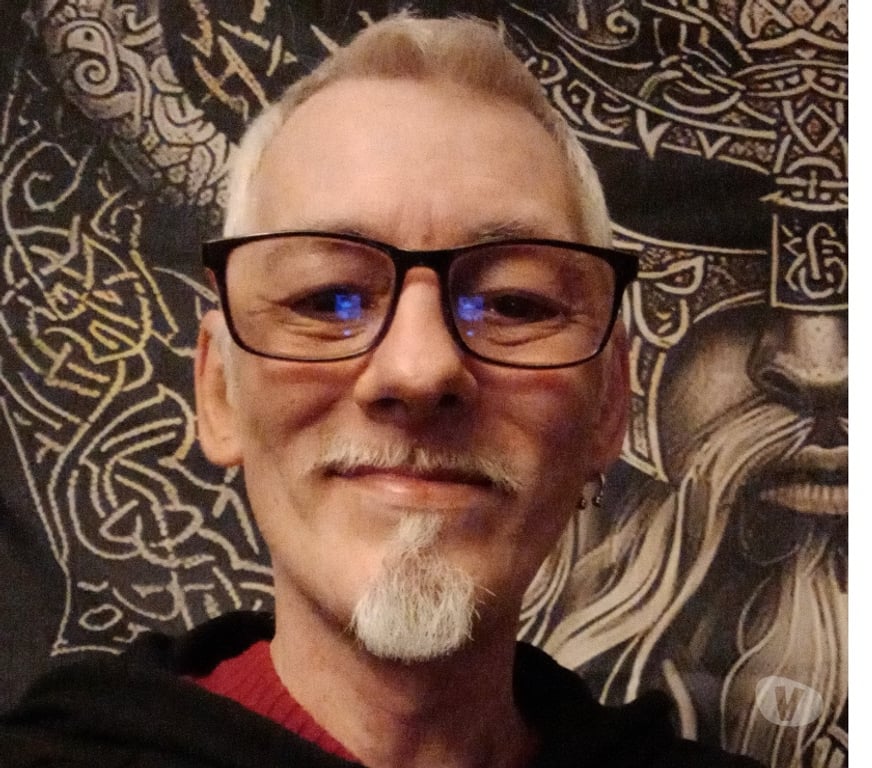 exhib Laeken - Photos Vivastreet Je cherche une femme noir de taille petite .