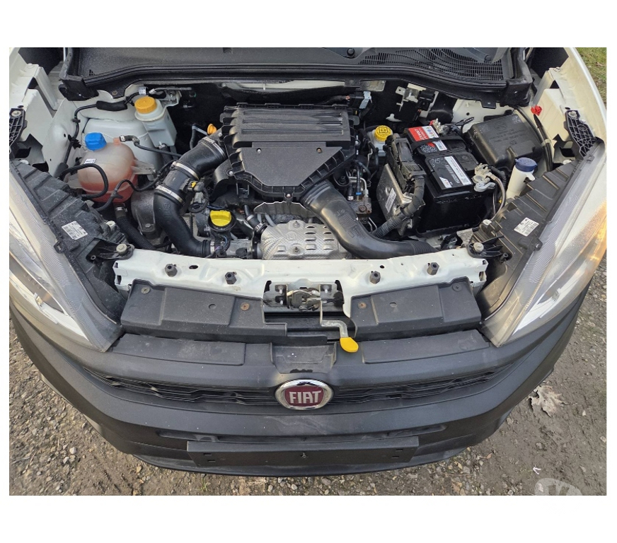 Véhicules commerciaux & utilitaires d'occasion Pont-de-Loup - Photos Vivastreet Fiat Doblo L2 long châssis 7 2017 Euro6 1.3jtd 95cv 98585KM