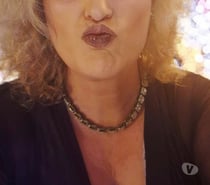 Belle trans feminine sexy passive recoit plan discret