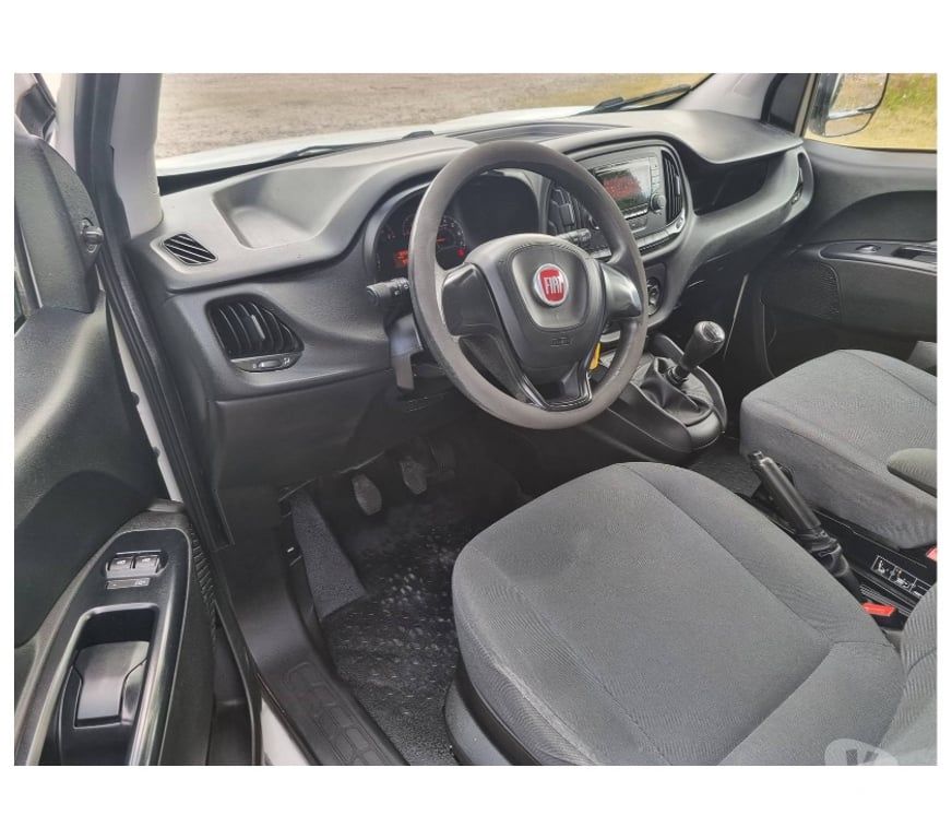 Véhicules commerciaux & utilitaires d'occasion Pont-de-Loup - Photos Vivastreet Fiat Doblo L2 long châssis 7 2017 Euro6 1.3jtd 95cv 98590KM
