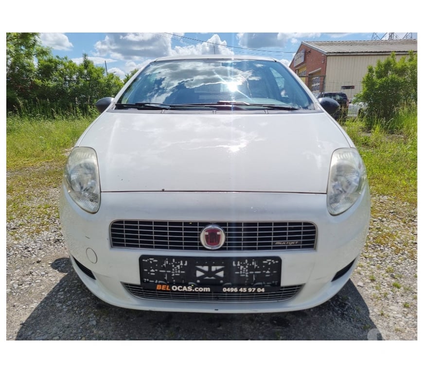 Voiture à vendre Pont-de-Loup - Photos Vivastreet Fiat Punto 2009 3portes 156593km 1.3jtd 70cv pack électr.