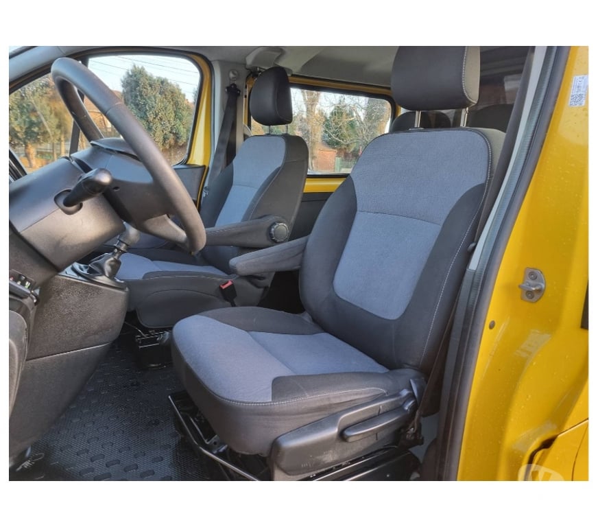 Véhicules commerciaux & utilitaires d'occasion Pont-de-Loup - Photos Vivastreet Opel Vivaro Maxi Double cabine 2018 1.6cdti Biturbo Gps Ac..