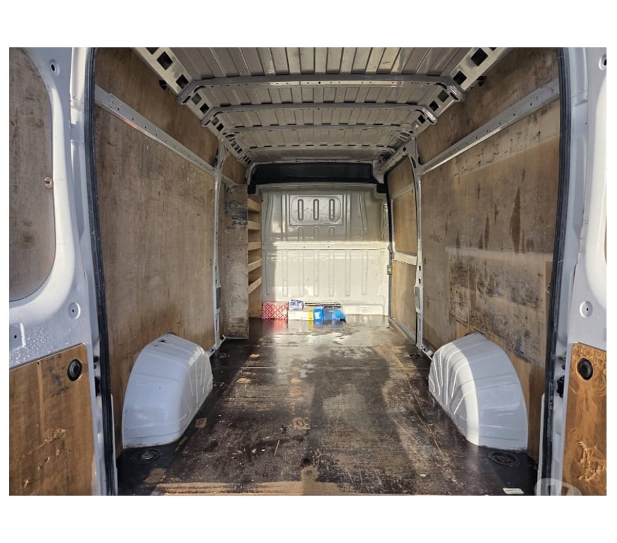 Véhicules commerciaux & utilitaires d'occasion Pont-de-Loup - Photos Vivastreet Citroën Jumper L3 2021 2.2hdi 140cv euro6D Gps Airco Cruise