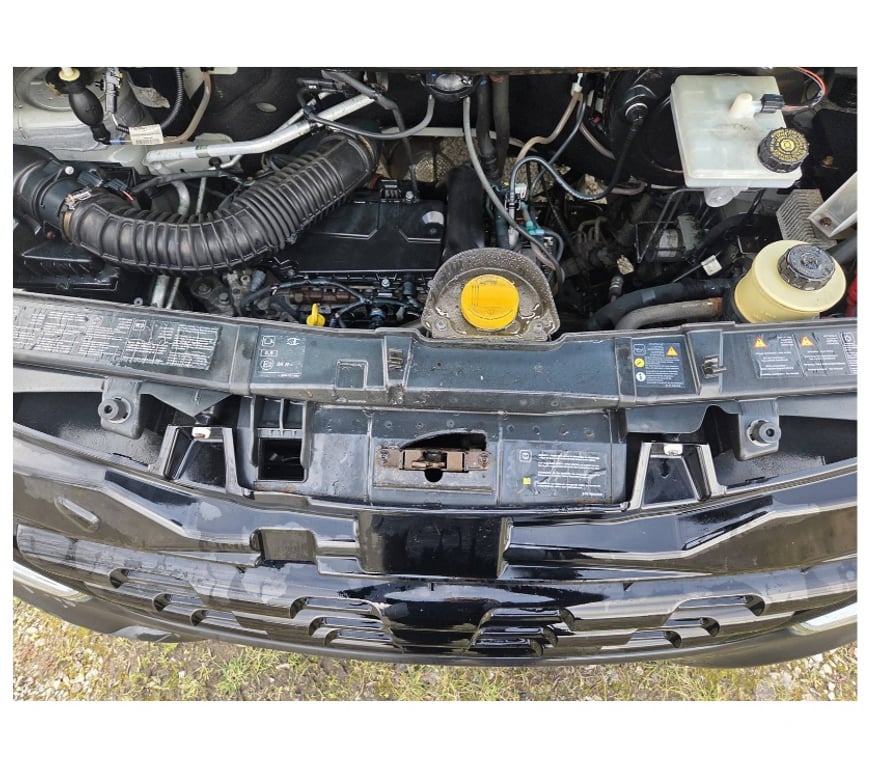 Véhicules commerciaux & utilitaires d'occasion Pont-de-Loup - Photos Vivastreet Renault Master L2h2 2.3dci 150cv 110kw 6v Gps Airco Cruise