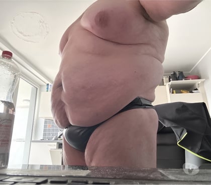 Gay - Photos Vivastreet lisez bien ma publication complète avant de me contacté .