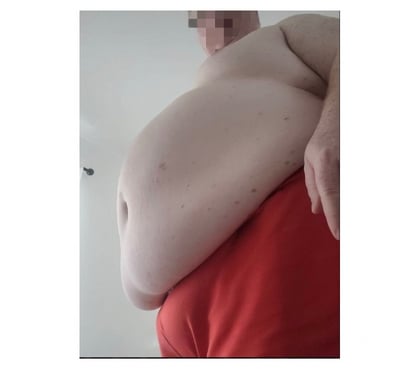 Gay - Photos Vivastreet lisez bien ma publication complète avant de me contacté .