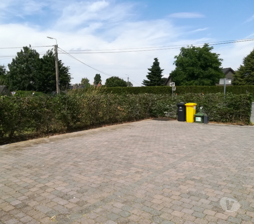 Location appartement Fexhe-le-Haut-Clocher - Photos Vivastreet APPARTEMENT A LOUER 1étg. 40m² avec parking - libre en mai