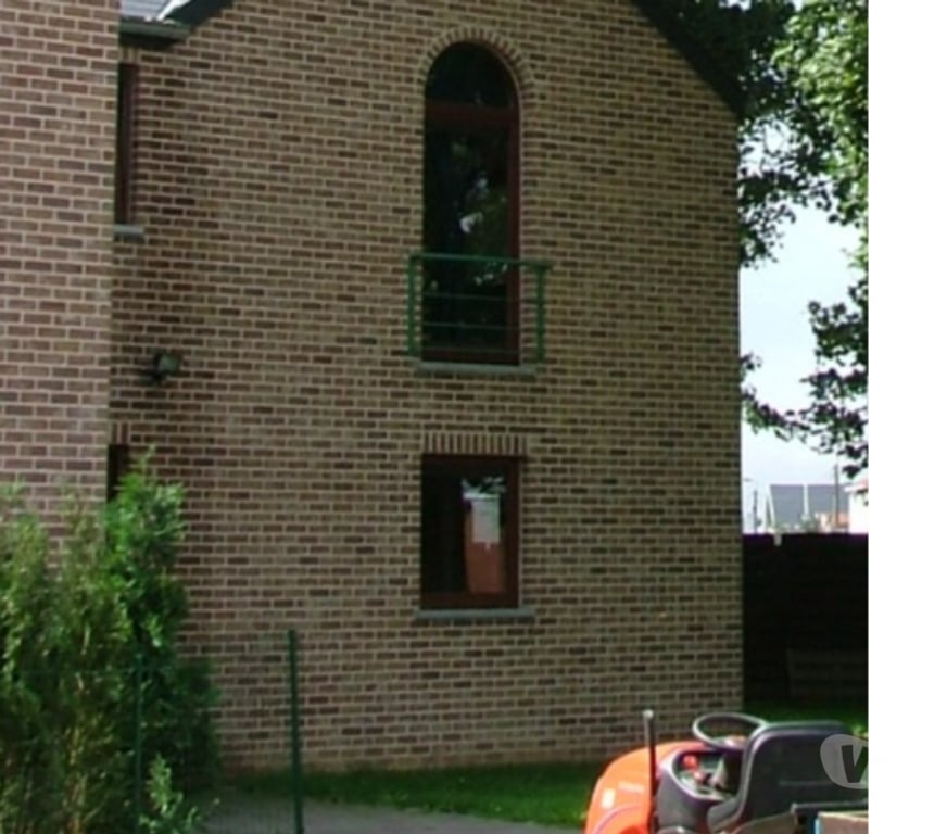 Location appartement Fexhe-le-Haut-Clocher - Photos Vivastreet APPARTEMENT A LOUER au RDC 40m² avec jardin - libre en mars