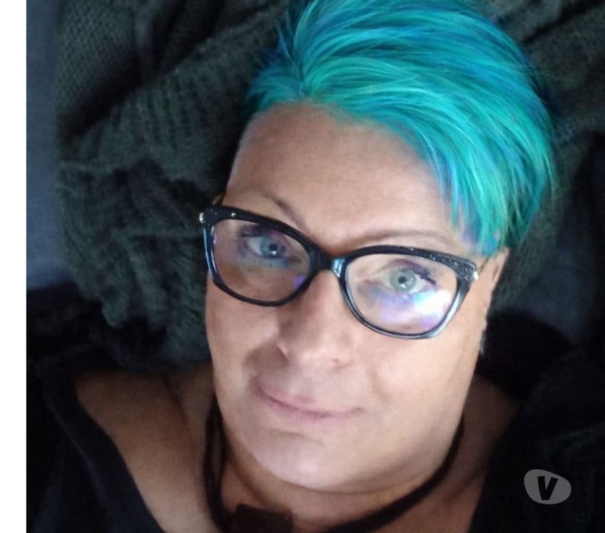 exhib Mons Cuesmes - Photos Vivastreet Bonjour je cherche un homme uniquement actif