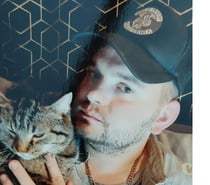 Coucou pourquoi personnes veut se faire sucer ici ?