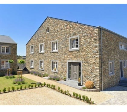 Maison a louer - Photos Vivastreet Jéhonville : maison en pierres, 2ch, 2sdb, terrasse.