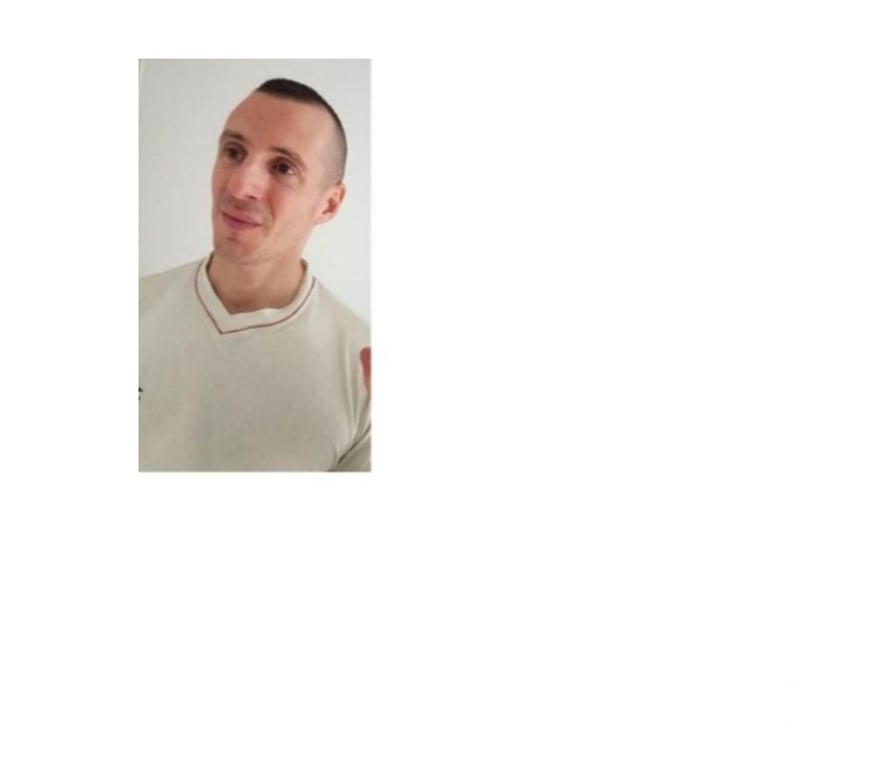 Gay Schaerbeek - Photos Vivastreet bouche passif soumise dispo pour homme actif viril