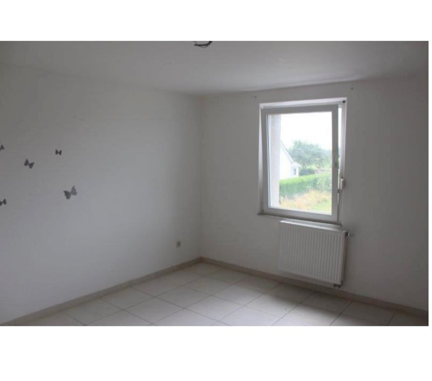 Appartement a vendre Libramont - Photos Vivastreet Libramont : appartement +-66m², 2 chambres, proche centre.