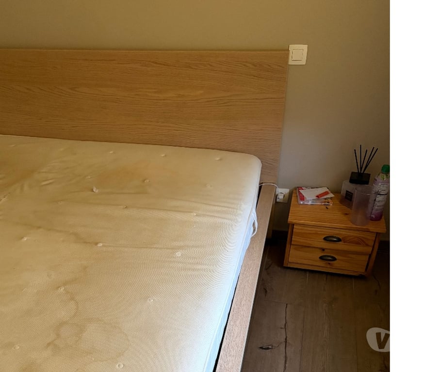 Meubles & Décoration Etalle Etalle-Centrum - Photos Vivastreet Lit complet disponible possible avec ou sans matelas