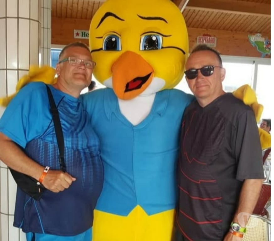 Gay Beauvechain - Photos Vivastreet couple gay je soumet mon mec