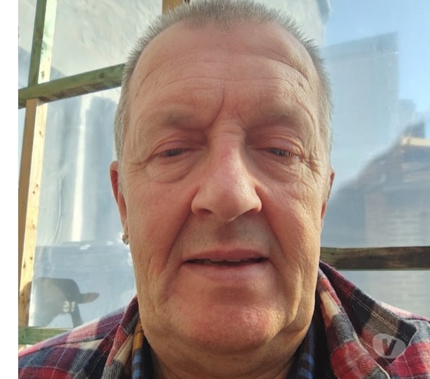 Hommes > Femmes Andenne - Photos Vivastreet Cherche compagne