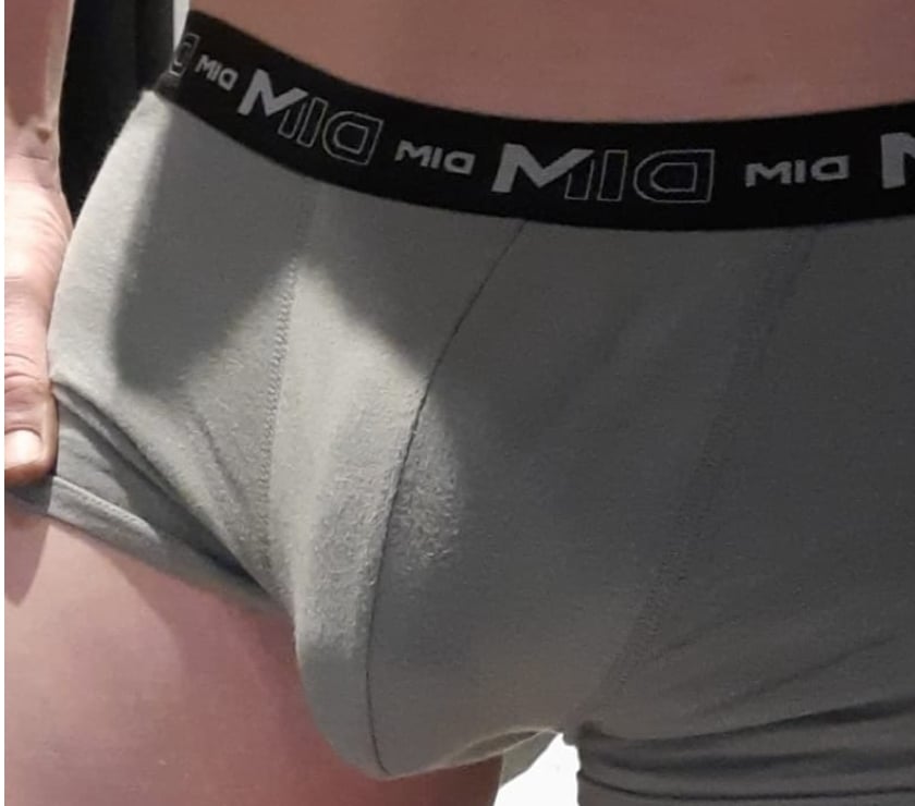 Rencontre adulte Tournai-Centrum Tournai - Photos Vivastreet Cherche poto hetero curieux discret biens monter