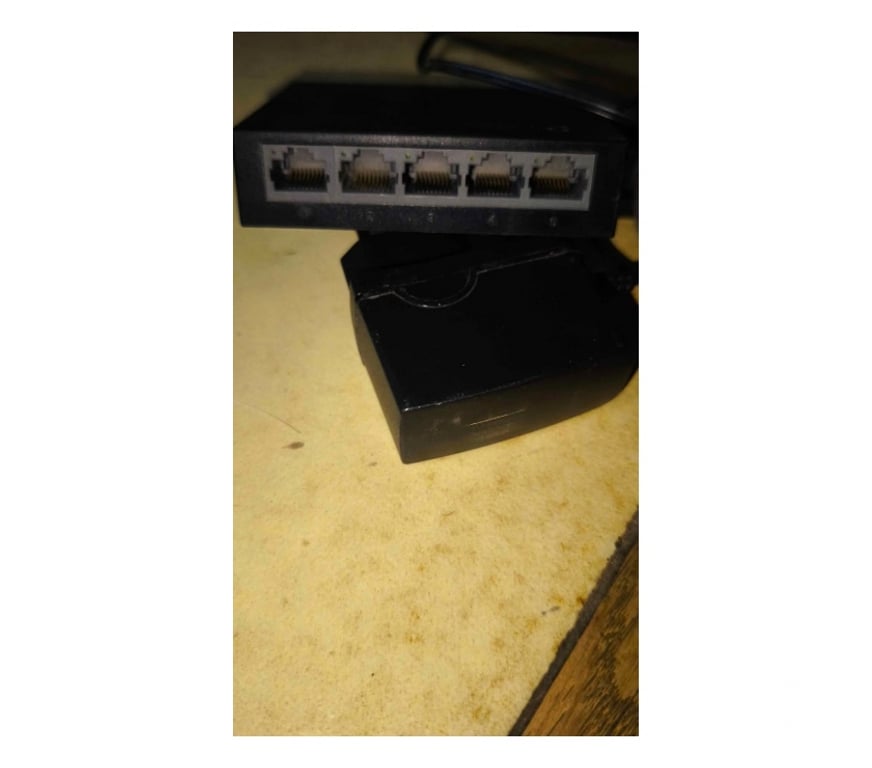 Informatique Leuze-en-Hainaut Grandmetz - Photos Vivastreet Switch ethernet