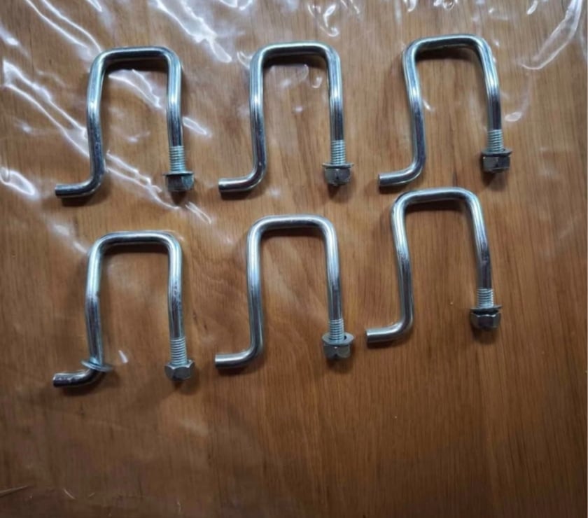 Pièces et services utilitaire Grandmetz Leuze-en-Hainaut - Photos Vivastreet Crochets pour remorque