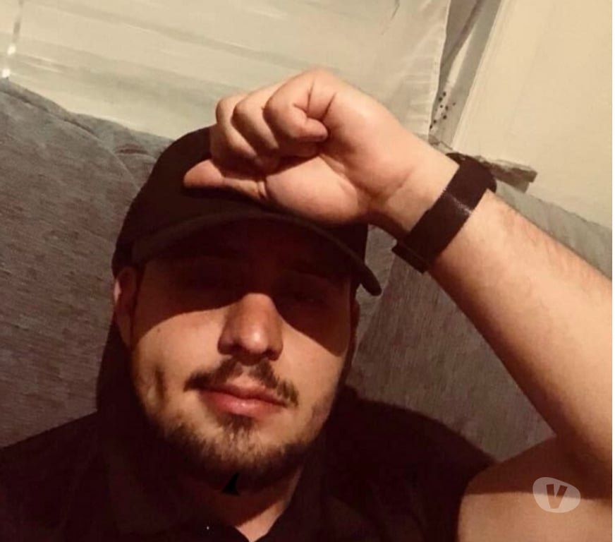 exhib Woluwe-Saint-Pierre - Photos Vivastreet jeune homme mignon cherche à passer un moment agréable