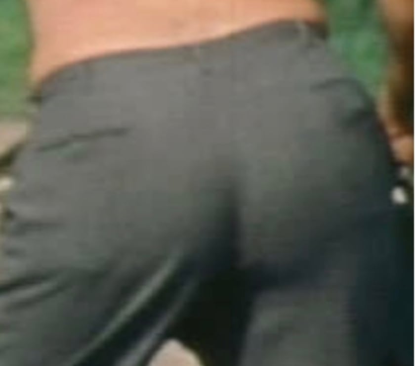 Mec reçois discrètement