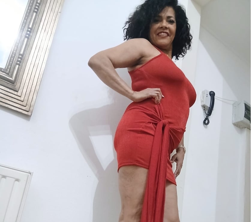 Dalila femme mure et sexy WAPP 0465 91 26 56