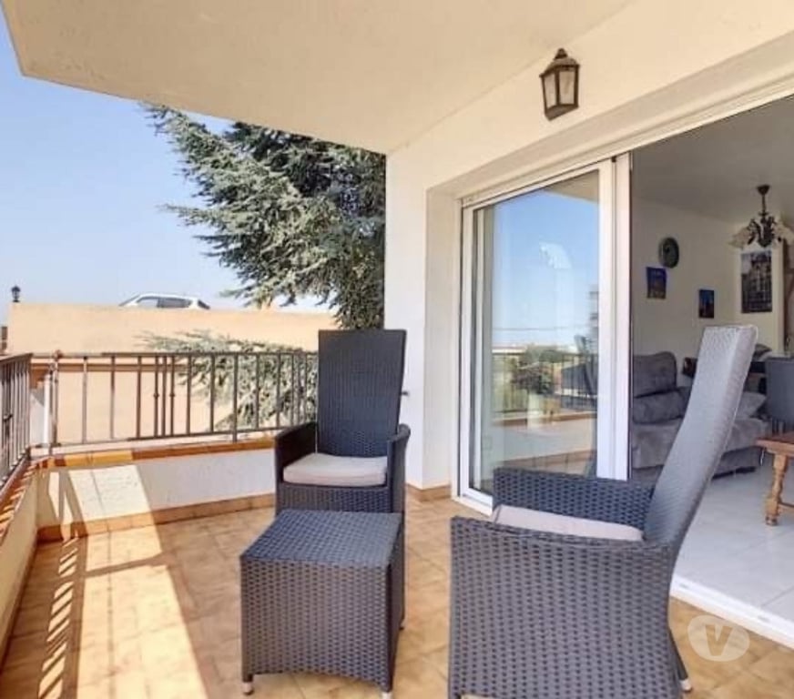 Location vacances Tournai Tournai-Centrum - Photos Vivastreet Rosas Costa Brava