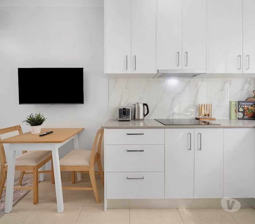 location meublé Bruxelles (Brussels) Bruxelles-Centrum - Photos Vivastreet LOCATION STUDIO MEUBLE