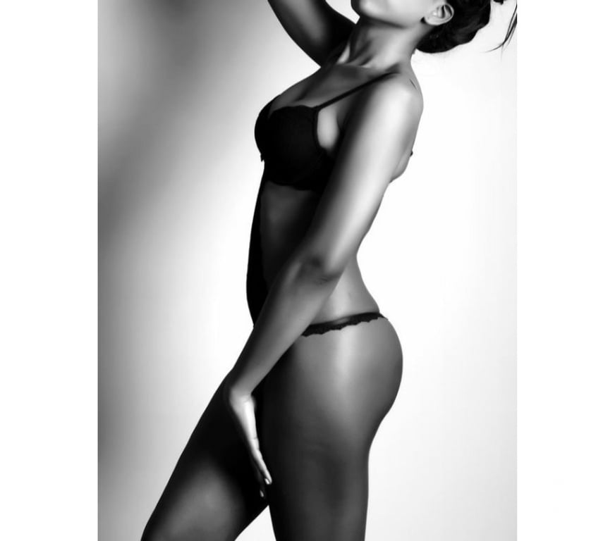 Escort Auderghem - Photos Vivastreet ✨Massage érotique ✨